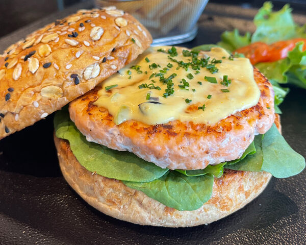 Salmon burger